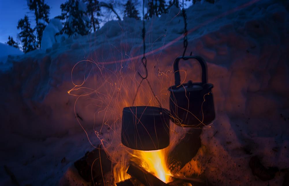 еда в командировку питание полевые условия организация поход экспедиция котелок чай чайник костер